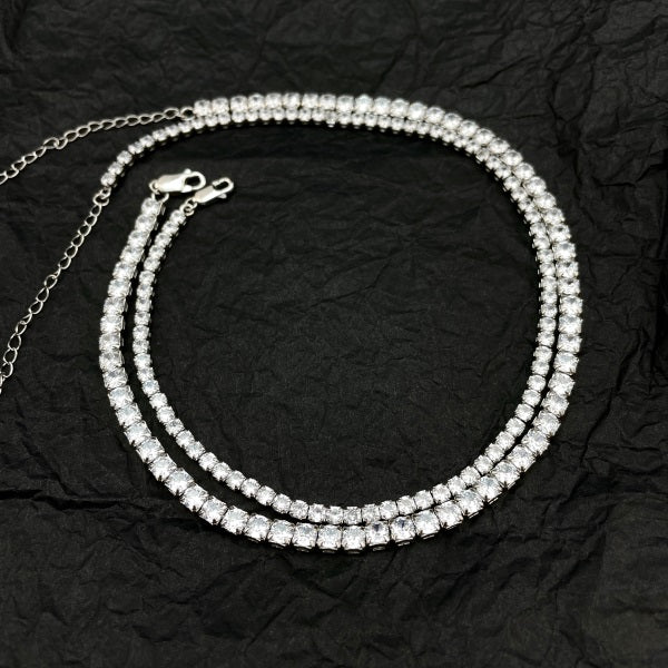 Crystal choker necklace
