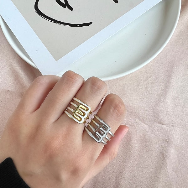 Essence Gold Ring
